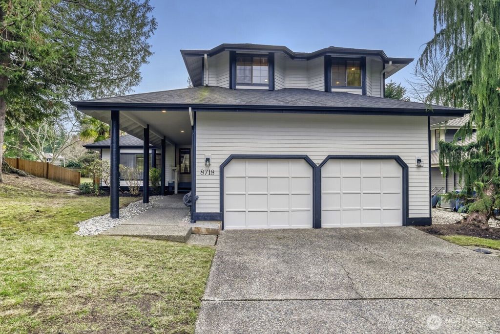 8718 189th Place SW, Edmonds, WA 98026