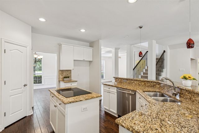 802 Dove Creek Trail, Southlake, TX 76092