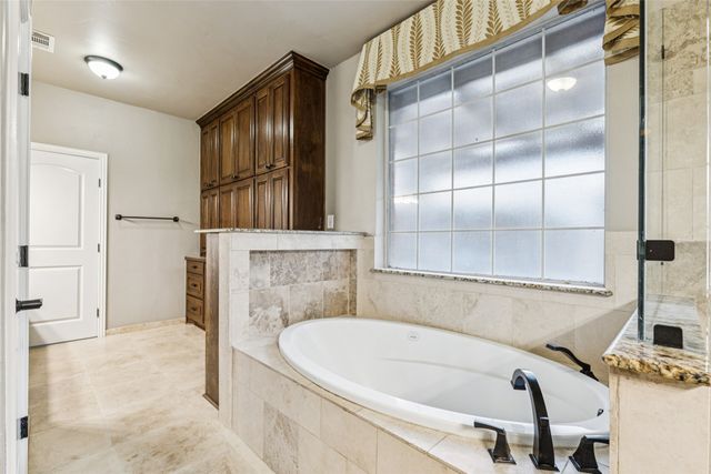 802 Dove Creek Trail, Southlake, TX 76092