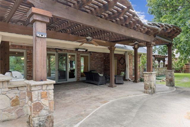 802 Dove Creek Trail, Southlake, TX 76092