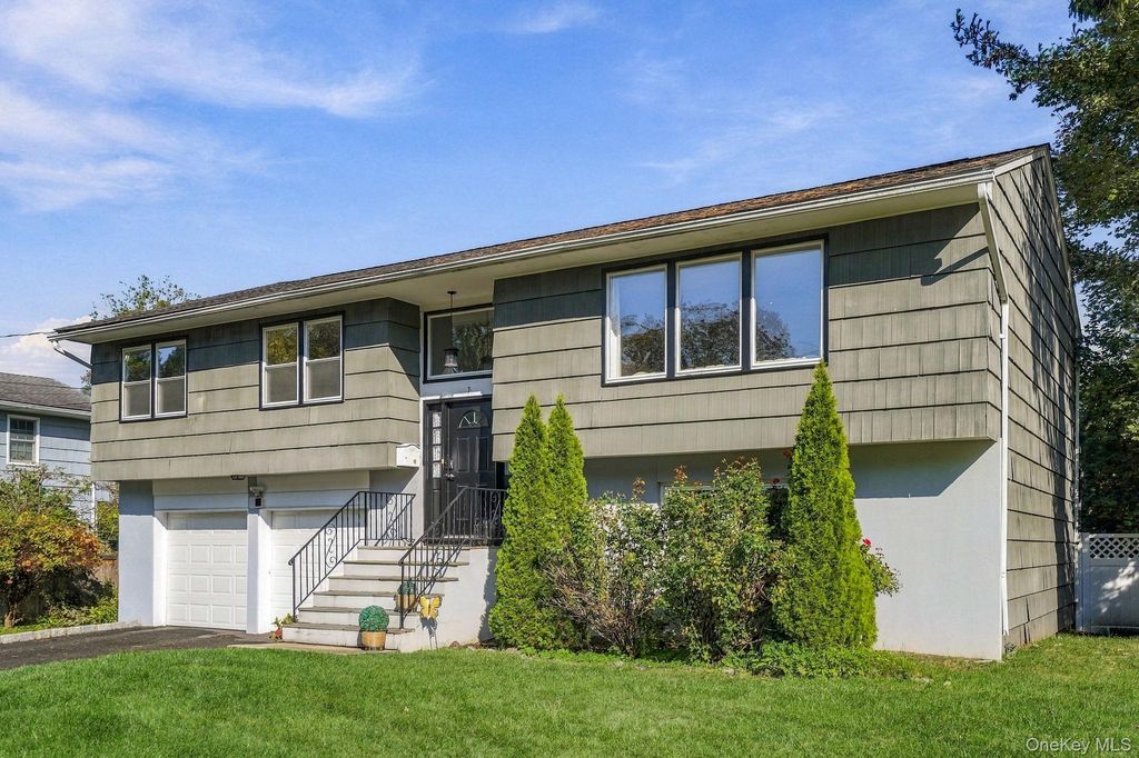 7 Frost Lane, Hartsdale, NY 10530 — photo 3