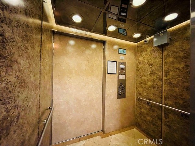 6800 Corbin, Reseda (los Angeles), CA 91335