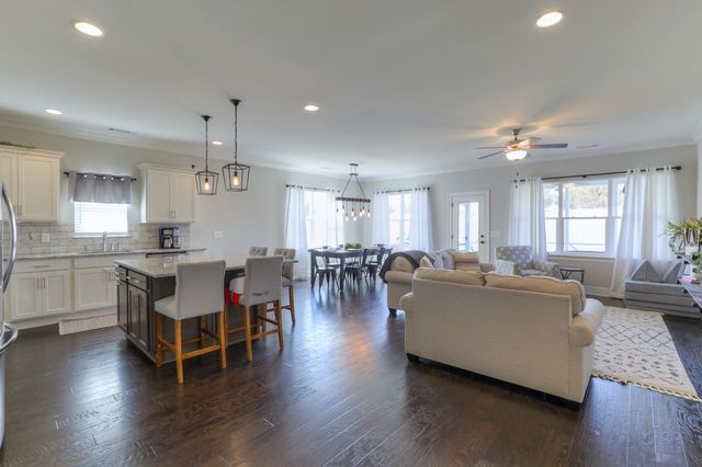 663 Sire Ave, Mount Juliet, TN 37122