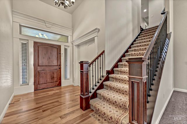 11522 W Tioga Ct, Boise, ID 83709