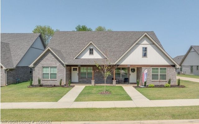 11622 Maplewood Drive, Fort Smith, AR 72916