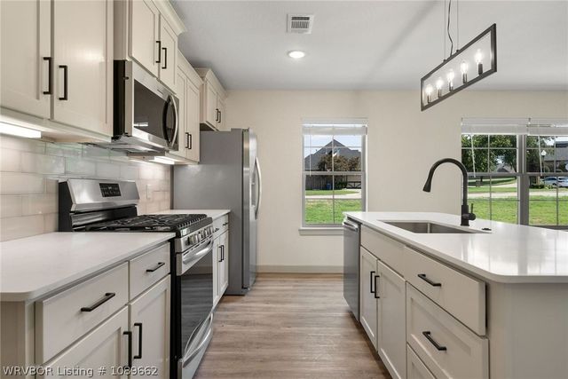 11622 Maplewood Drive, Fort Smith, AR 72916