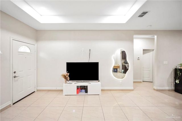 300 S Ridge Lane, San Juan, TX 78589