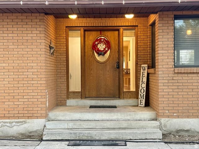 1360 S 1100 W, Woods Cross, UT 84087