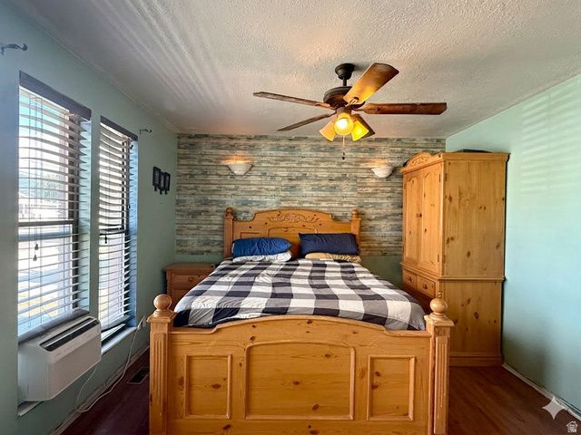 1360 S 1100 W, Woods Cross, UT 84087