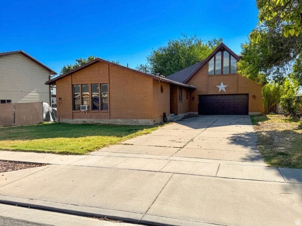 1360 S 1100 W, Woods Cross, UT 84087