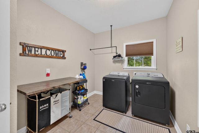 5611 FM 2494, Athens, TX 75751
