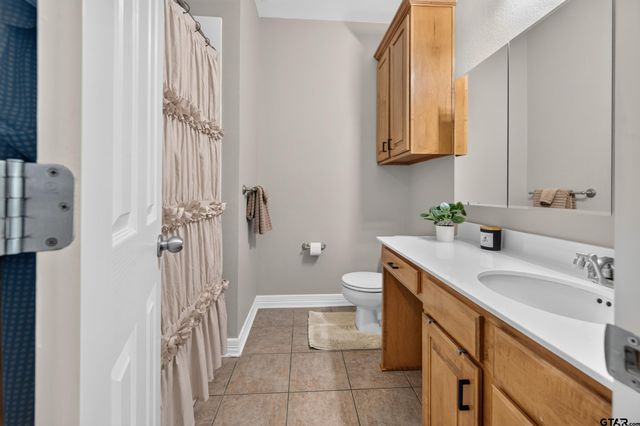 5611 FM 2494, Athens, TX 75751