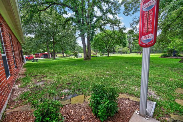 5611 FM 2494, Athens, TX 75751