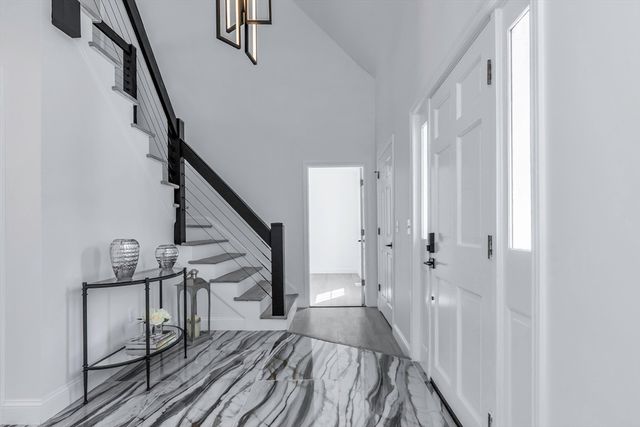 30 Anne Rd, North Andover, MA 01845
