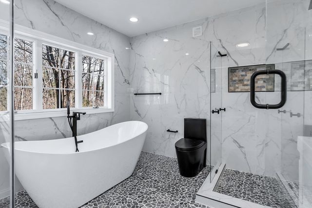 30 Anne Rd, North Andover, MA 01845