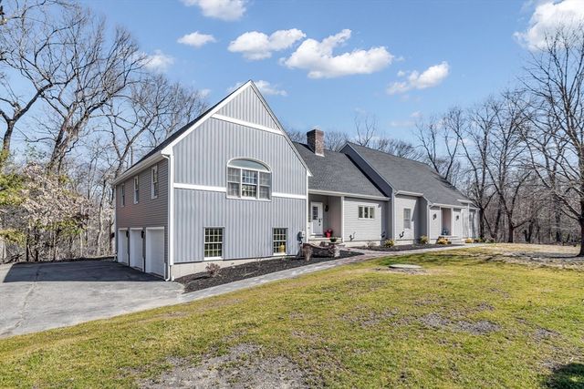 30 Anne Rd, North Andover, MA 01845