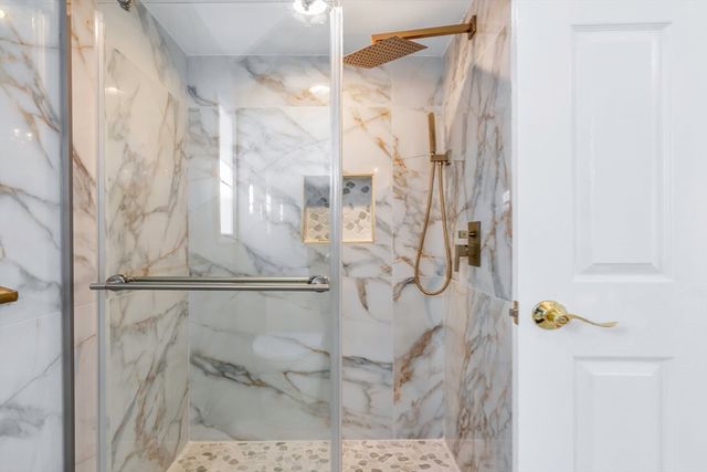 30 Anne Rd, North Andover, MA 01845