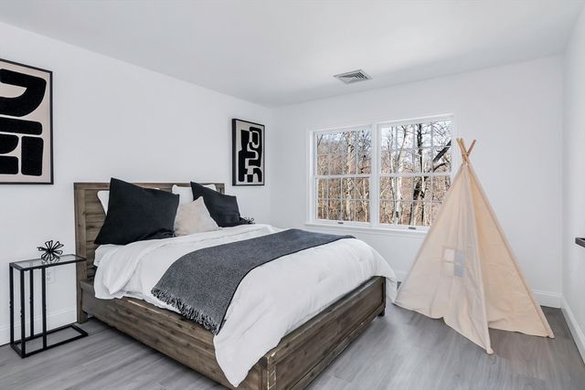 30 Anne Rd, North Andover, MA 01845
