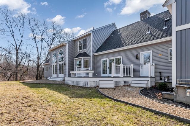 30 Anne Rd, North Andover, MA 01845