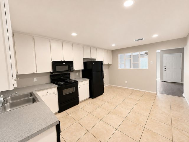 509 S Beverly Street 3, Crowley, TX 76036