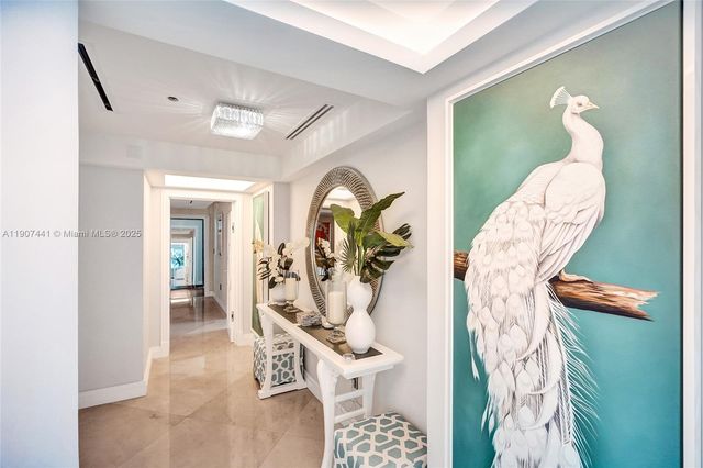 900 Biscayne Blvd 6107, Miami, FL 33132