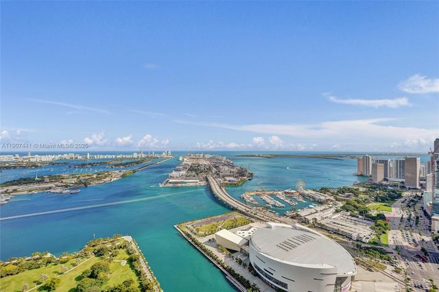 900 Biscayne Blvd 6107, Miami, FL 33132