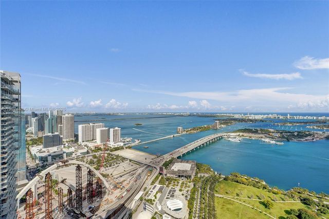 900 Biscayne Blvd 6107, Miami, FL 33132
