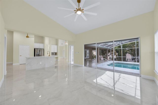 11206 CROOKED RIVER CT COURT, Clermont, FL 34711