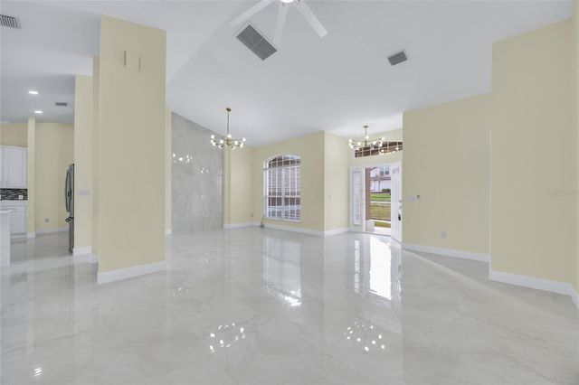 11206 CROOKED RIVER CT COURT, Clermont, FL 34711