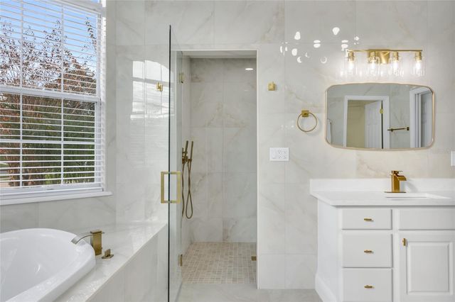 11206 CROOKED RIVER CT COURT, Clermont, FL 34711