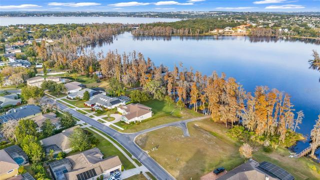 11206 CROOKED RIVER CT COURT, Clermont, FL 34711