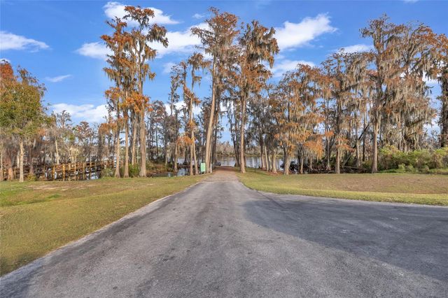 11206 CROOKED RIVER CT COURT, Clermont, FL 34711