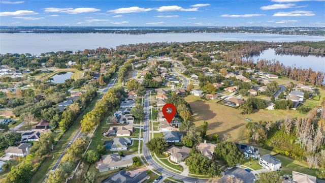 11206 CROOKED RIVER CT COURT, Clermont, FL 34711