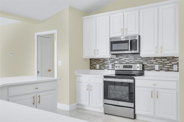 11206 CROOKED RIVER CT COURT, Clermont, FL 34711