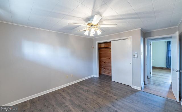 929 N MANOR RD, Honey Brook, PA 19344