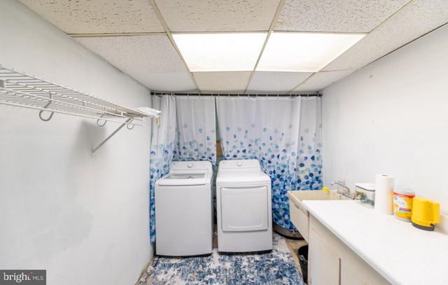 929 N MANOR RD, Honey Brook, PA 19344