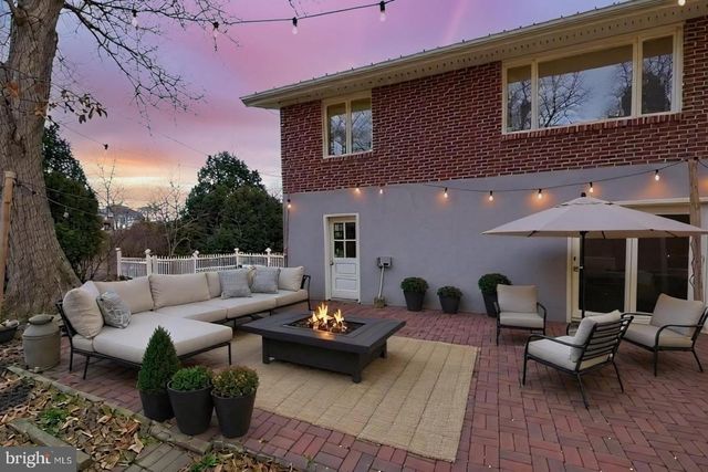 929 N MANOR RD, Honey Brook, PA 19344