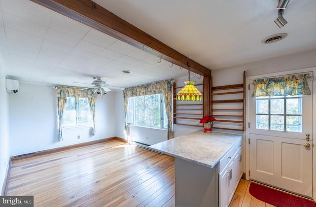 929 N MANOR RD, Honey Brook, PA 19344