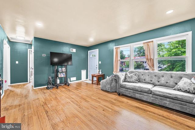 2213 HANNON ST, Hyattsville, MD 20783