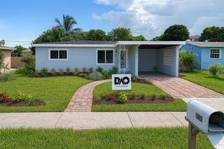 216 NE 26th St, Pompano Beach, FL 33064