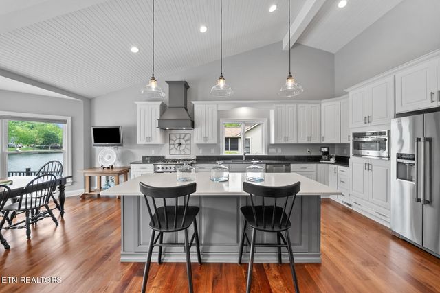 150 Motthaven Drive, Crossville, TN 38558
