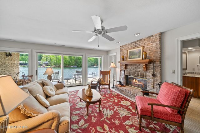 150 Motthaven Drive, Crossville, TN 38558