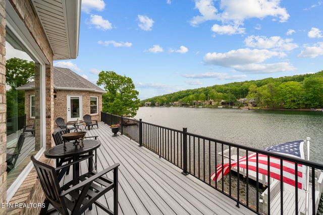 150 Motthaven Drive, Crossville, TN 38558