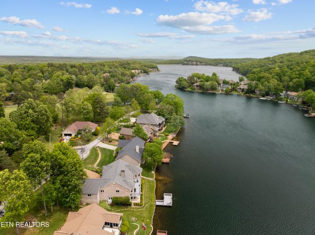 150 Motthaven Drive, Crossville, TN 38558