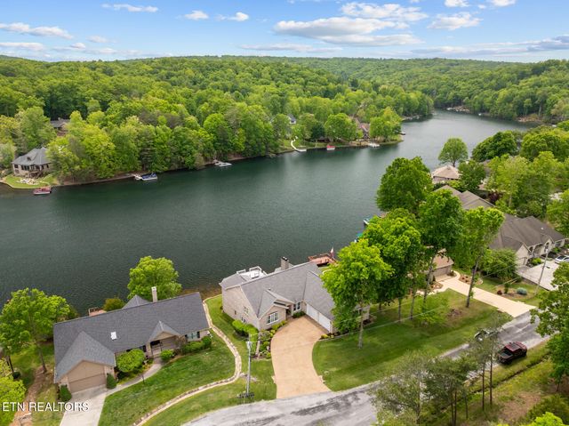 150 Motthaven Drive, Crossville, TN 38558