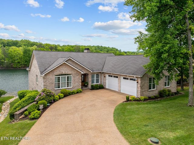 150 Motthaven Drive, Crossville, TN 38558