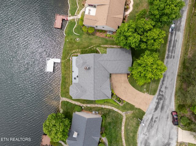 150 Motthaven Drive, Crossville, TN 38558