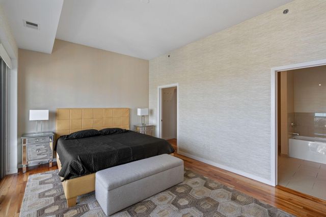 929 Portland Avenue 2501, Minneapolis, MN 55404