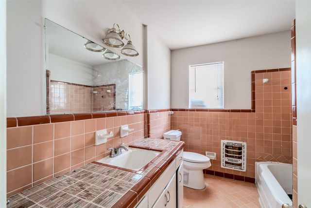 2348 Wildoak Drive, Dallas, TX 75228