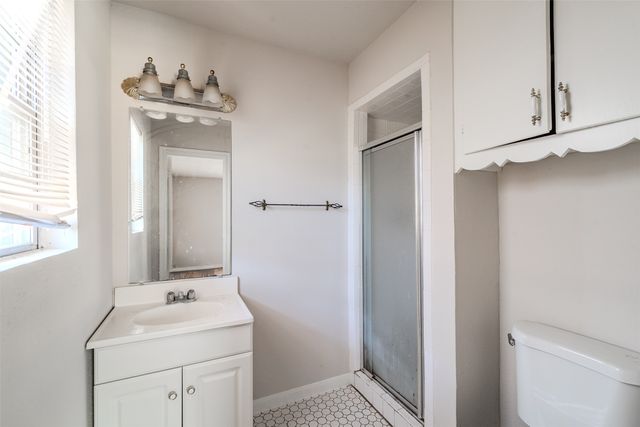 2348 Wildoak Drive, Dallas, TX 75228